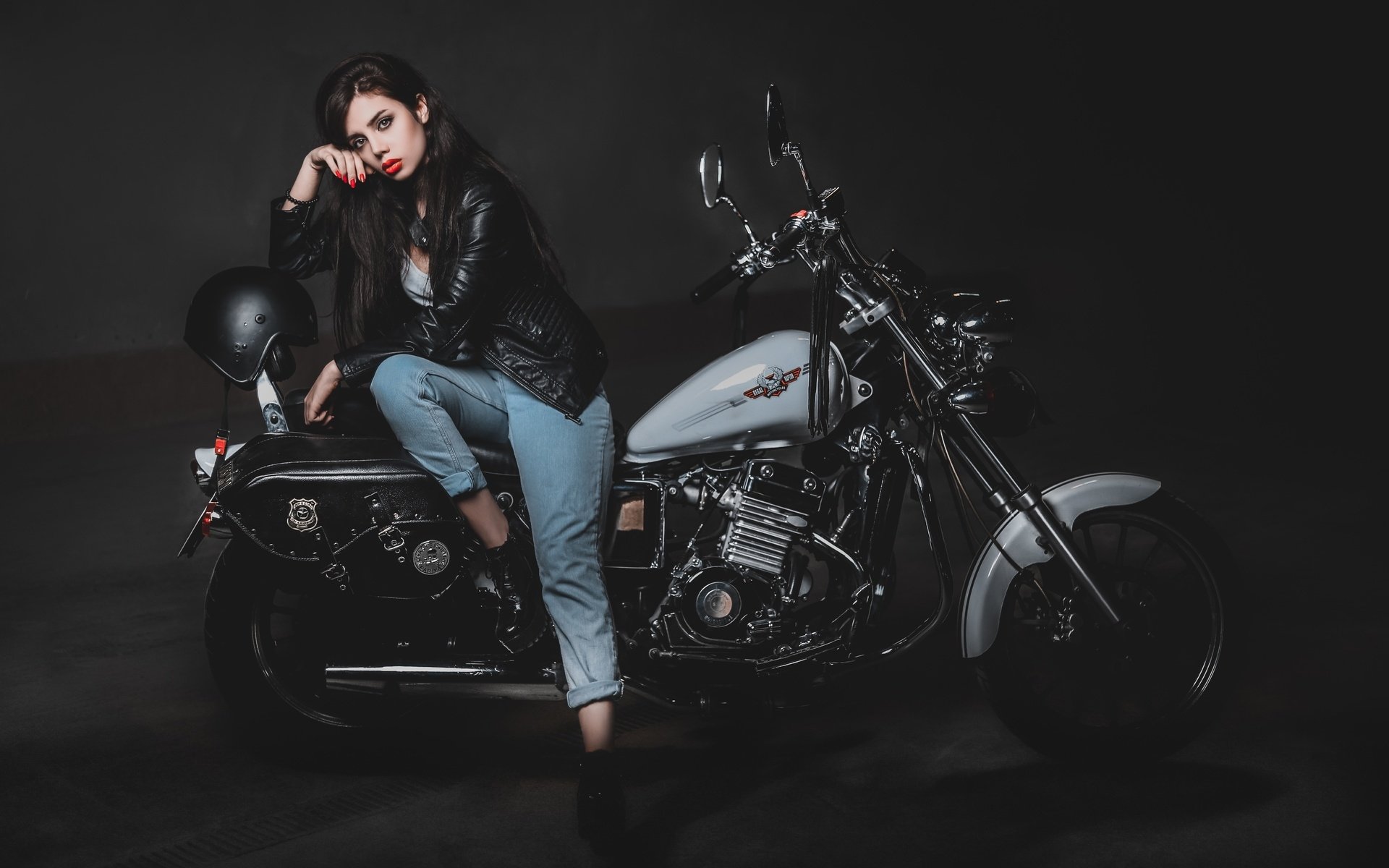 Biker girls: style and drive in Kawaguchi
